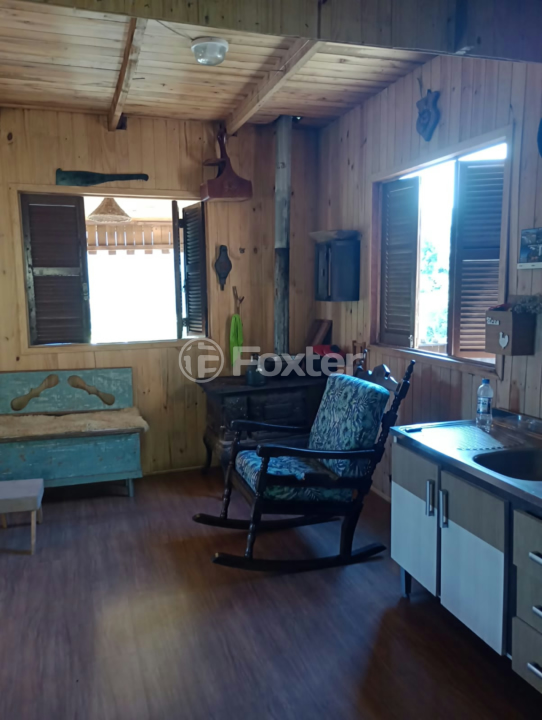 Chácara à venda com 5 quartos, 150m² - Foto 2
