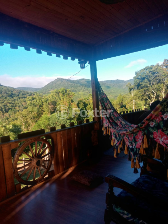 Chácara à venda com 5 quartos, 150m² - Foto 5