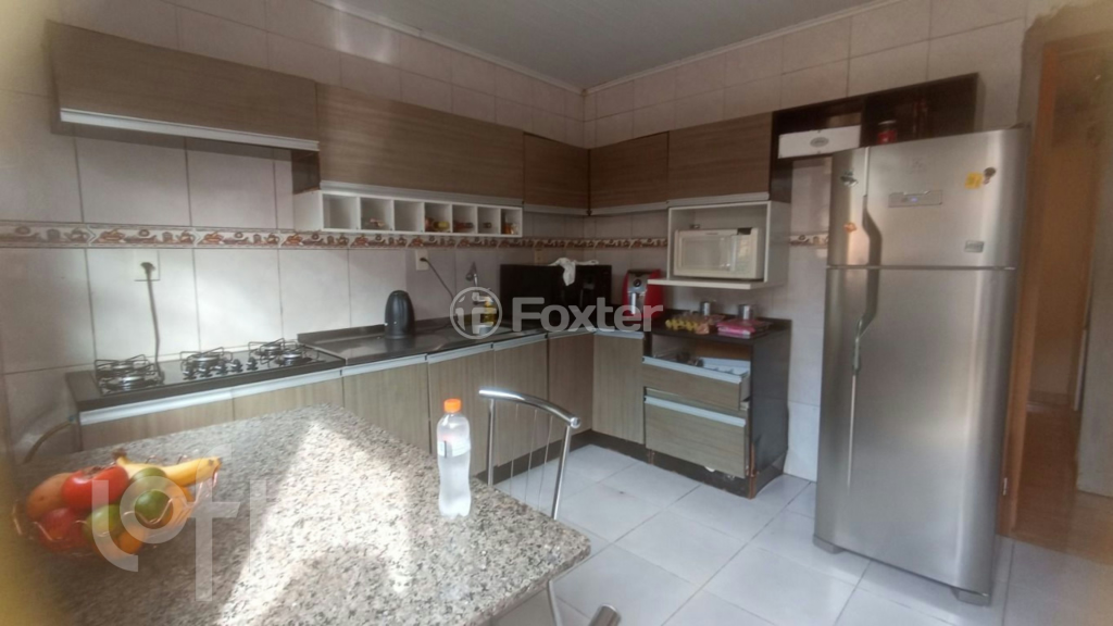 Casa à venda com 2 quartos, 107m² - Foto 3