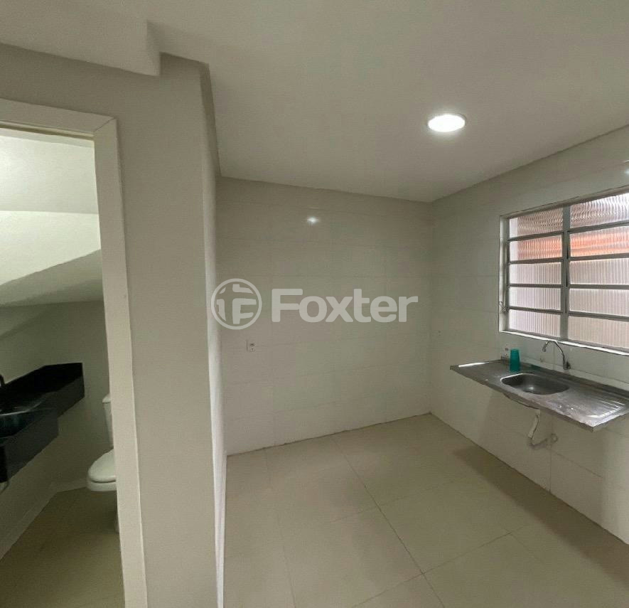 Casa à venda com 2 quartos, 68m² - Foto 4