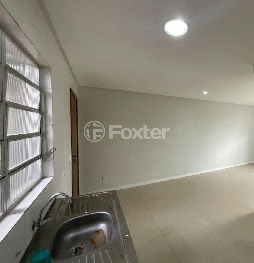 Casa à venda com 2 quartos, 68m² - Foto 5