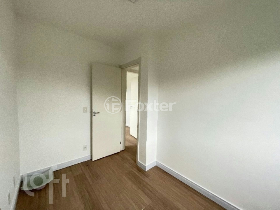 Apartamento à venda com 2 quartos, 45m² - Foto 2