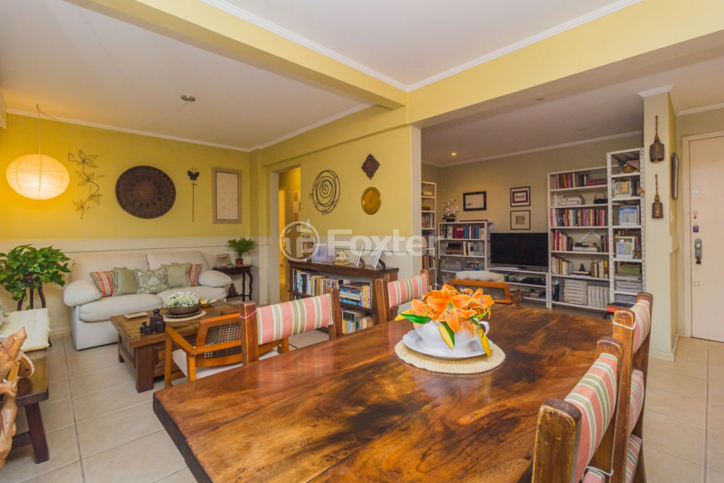 Apartamento à venda com 2 quartos, 98m² - Foto 2