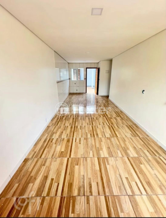 Casa à venda com 2 quartos, 115m² - Foto 2