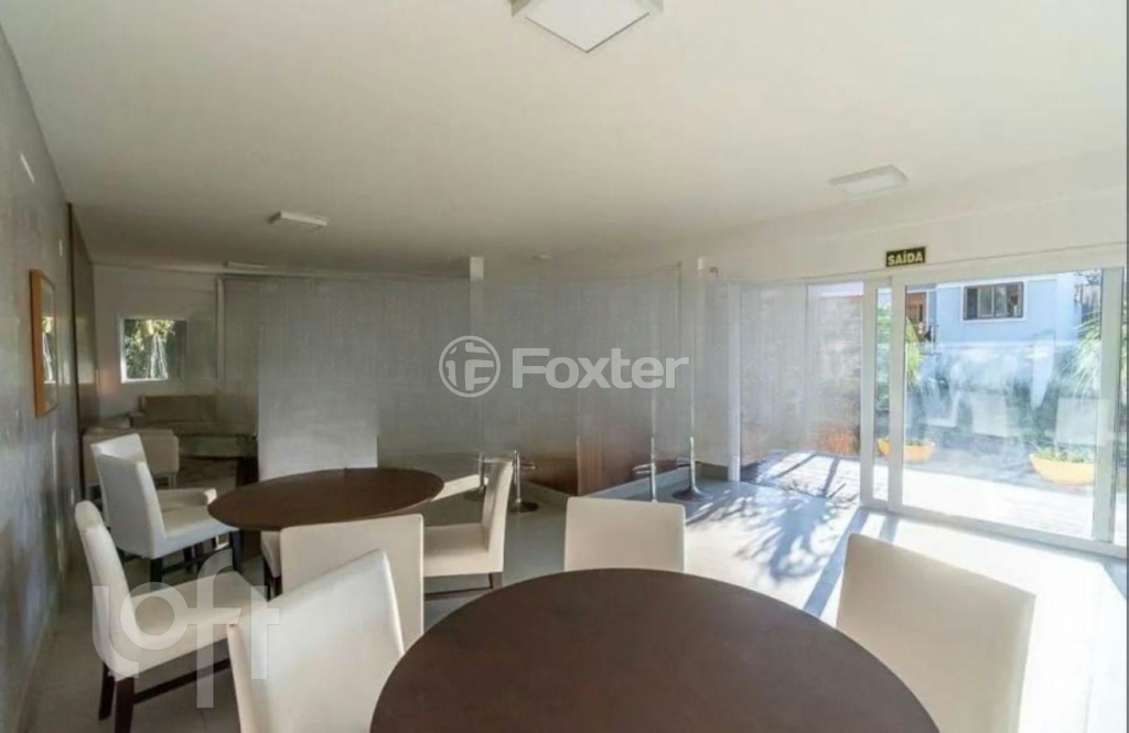 Casa à venda com 2 quartos, 115m² - Foto 9
