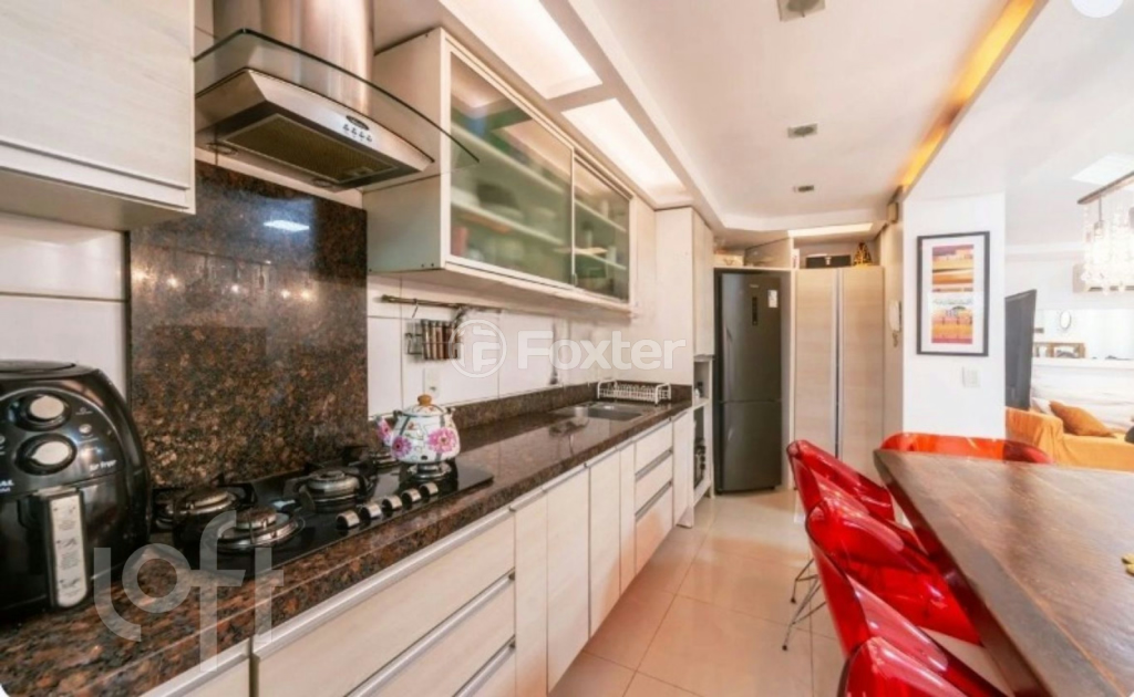 Casa de Condomínio à venda com 4 quartos, 205m² - Foto 8