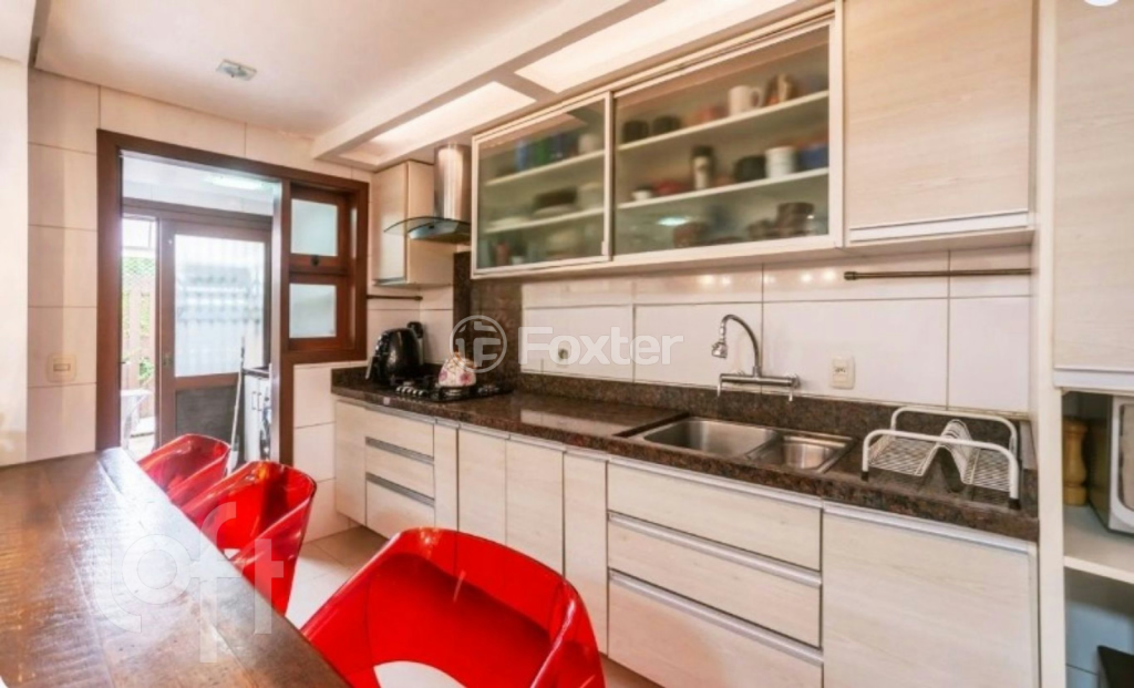 Casa de Condomínio à venda com 4 quartos, 205m² - Foto 7