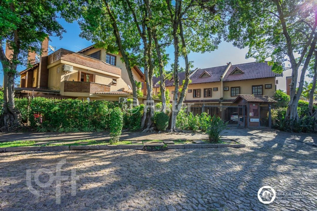 Casa de Condomínio à venda com 4 quartos, 205m² - Foto 31