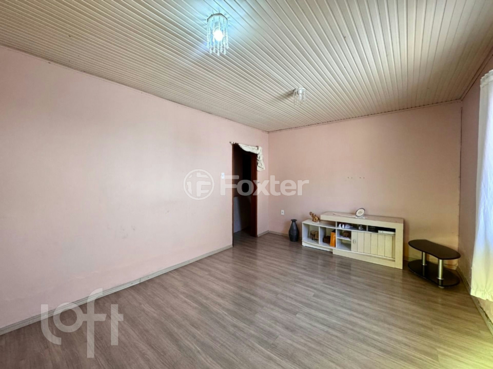 Casa à venda com 3 quartos, 84m² - Foto 1