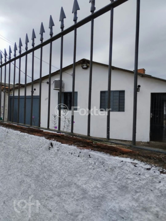 Casa à venda com 2 quartos, 36m² - Foto 2
