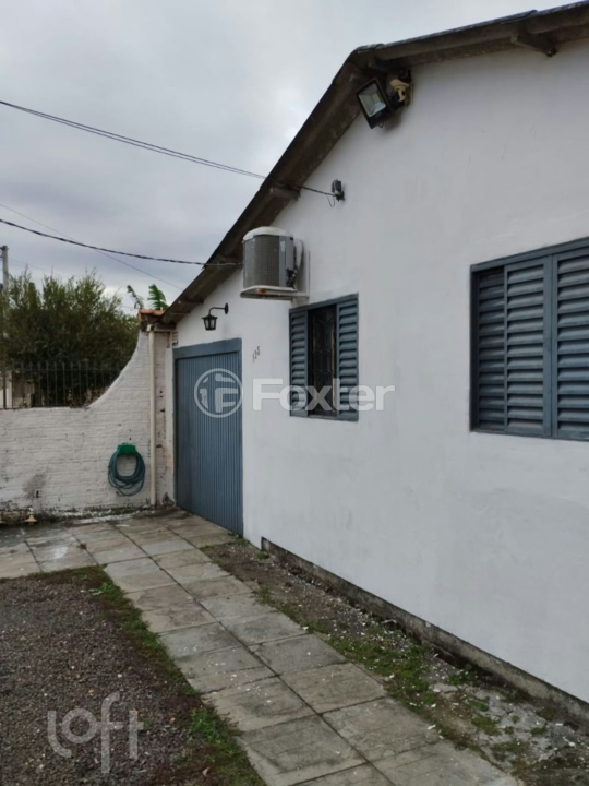 Casa à venda com 2 quartos, 36m² - Foto 1
