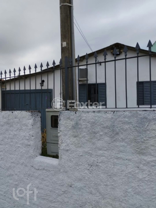 Casa à venda com 2 quartos, 36m² - Foto 4
