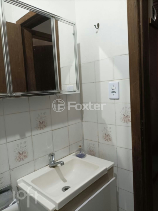 Casa à venda com 2 quartos, 36m² - Foto 42