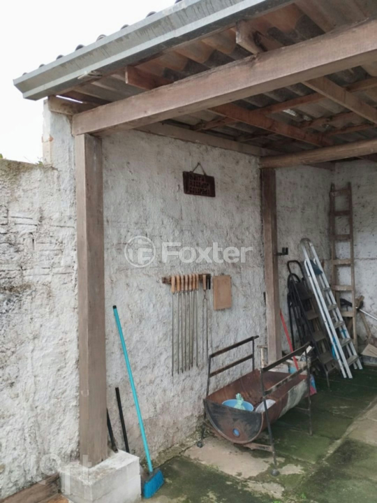 Casa à venda com 2 quartos, 36m² - Foto 55