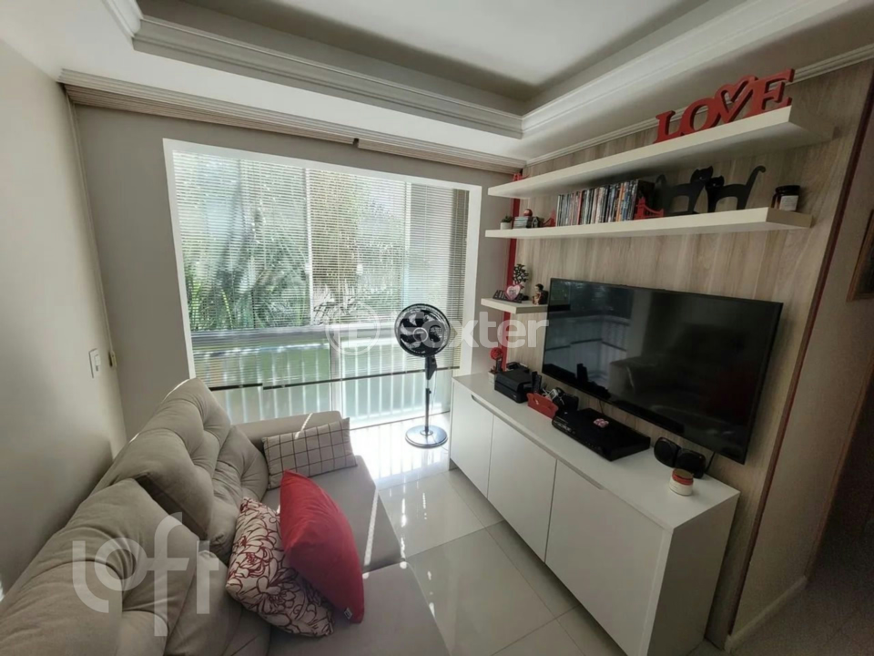 Apartamento à venda com 2 quartos, 55m² - Foto 1