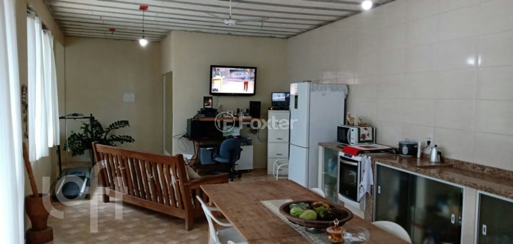 Casa à venda com 2 quartos, 210m² - Foto 4