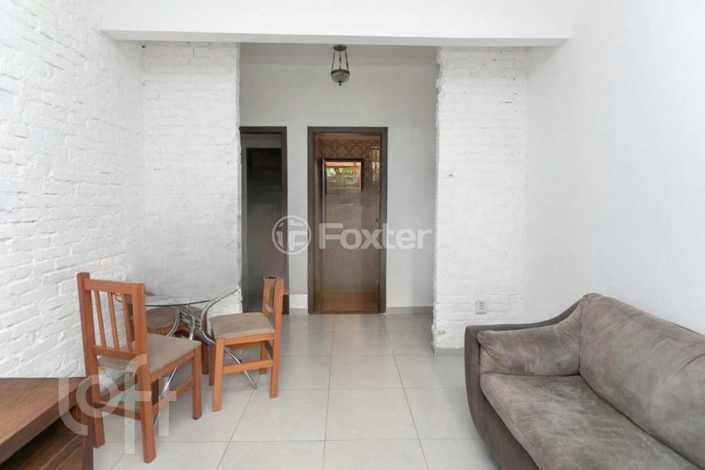 Apartamento à venda com 2 quartos, 67m² - Foto 4