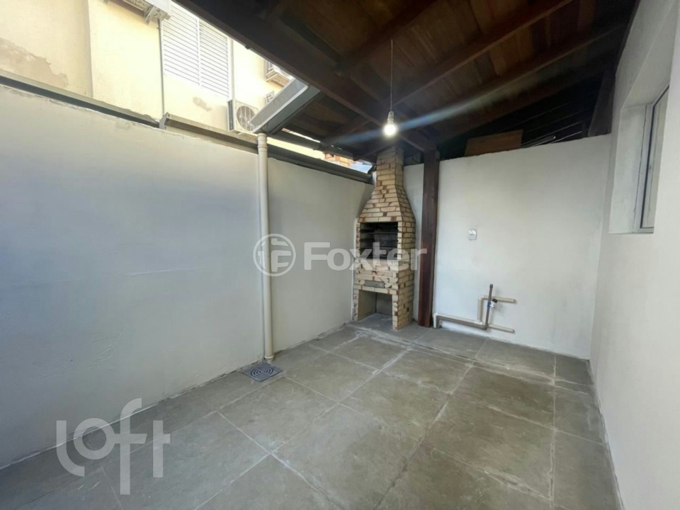 Casa à venda com 2 quartos, 85m² - Foto 4
