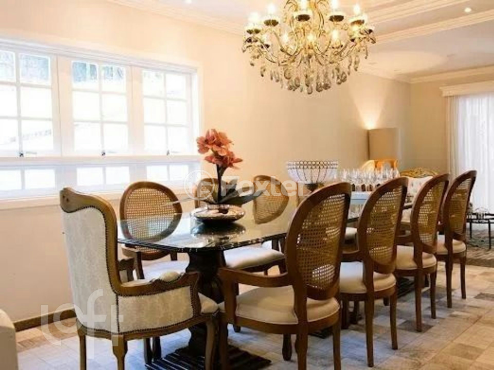Casa de Condomínio à venda com 5 quartos, 360m² - Foto 2
