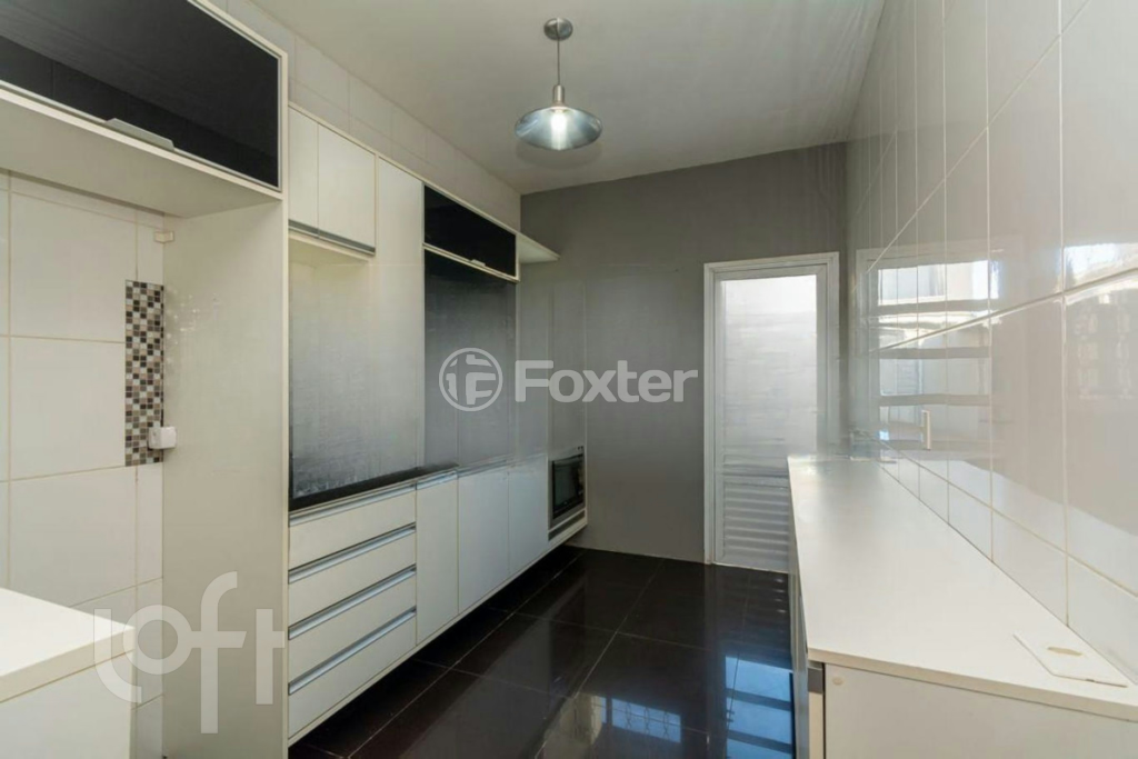 Casa à venda com 2 quartos, 117m² - Foto 9