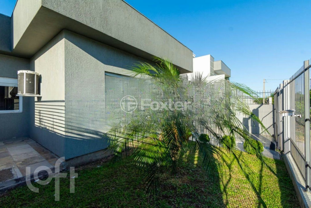 Casa à venda com 2 quartos, 117m² - Foto 1