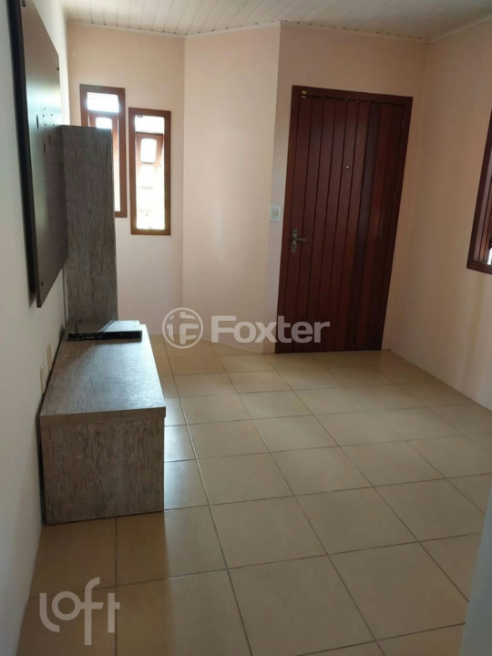 Casa à venda com 2 quartos, 110m² - Foto 1
