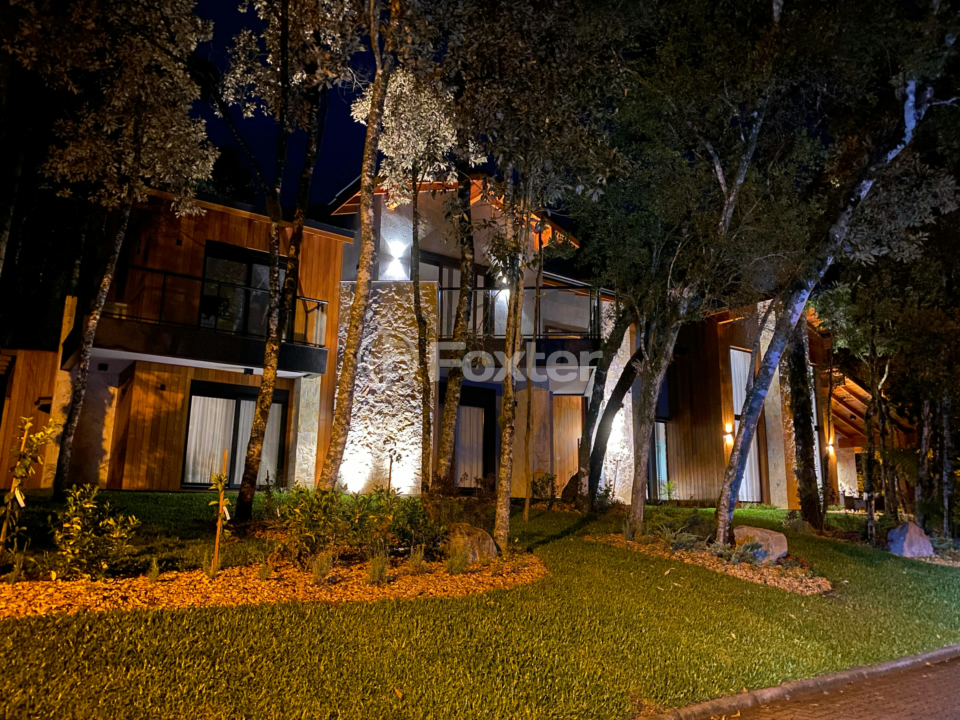 Casa de Condomínio à venda com 5 quartos, 500m² - Foto 9