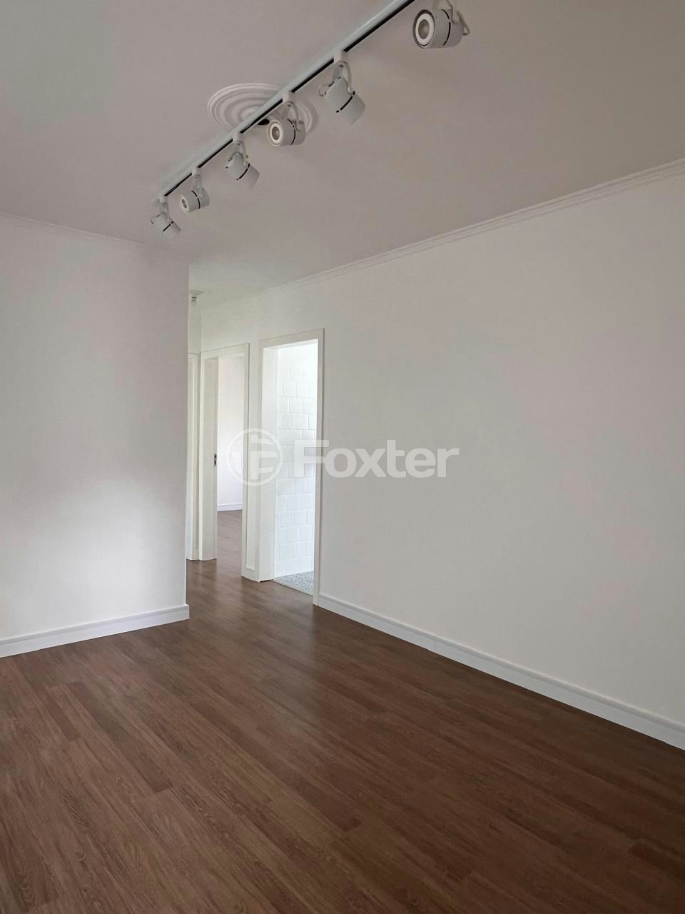 Apartamento à venda com 2 quartos, 57m² - Foto 1