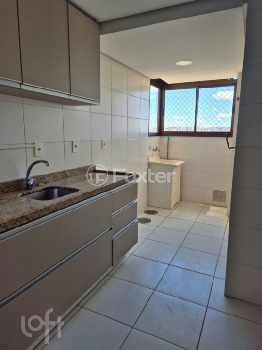 Apartamento à venda com 3 quartos, 107m² - Foto 4