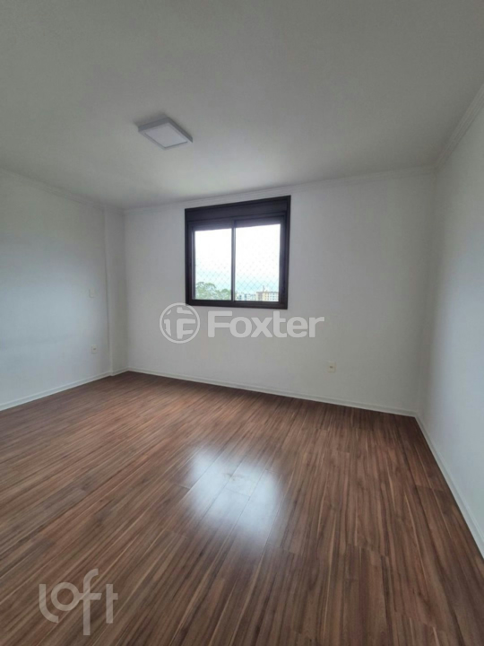 Apartamento à venda com 3 quartos, 107m² - Foto 13