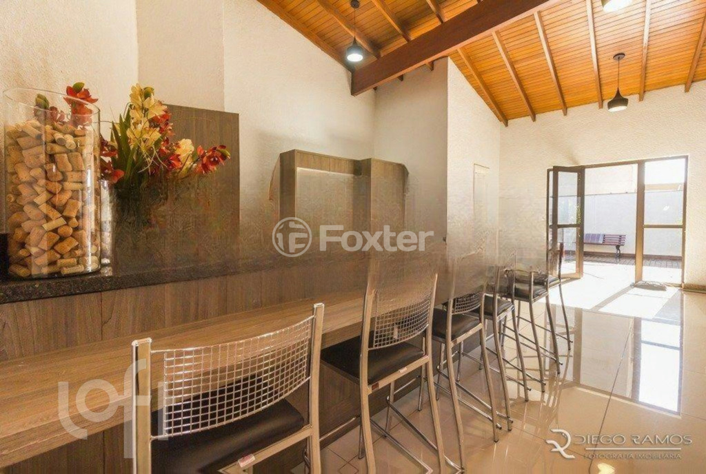 Apartamento à venda com 3 quartos, 107m² - Foto 19