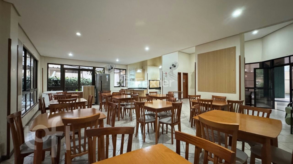 Apartamento à venda com 2 quartos, 85m² - Foto 22