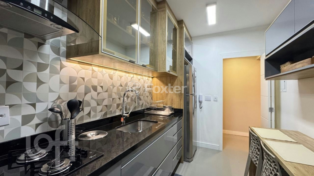 Apartamento à venda com 2 quartos, 85m² - Foto 6