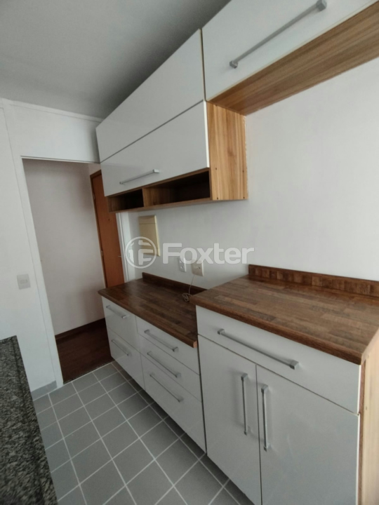 Apartamento à venda com 2 quartos, 64m² - Foto 3