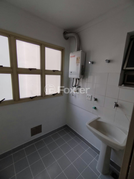 Apartamento à venda com 2 quartos, 64m² - Foto 5