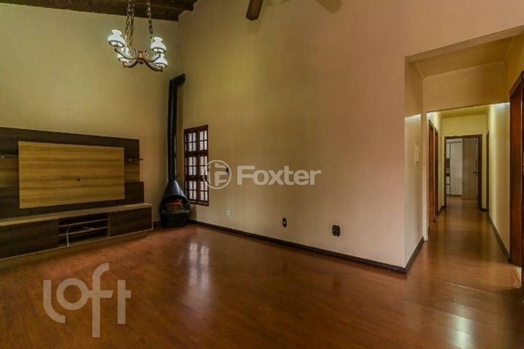 Casa à venda com 3 quartos, 150m² - Foto 2
