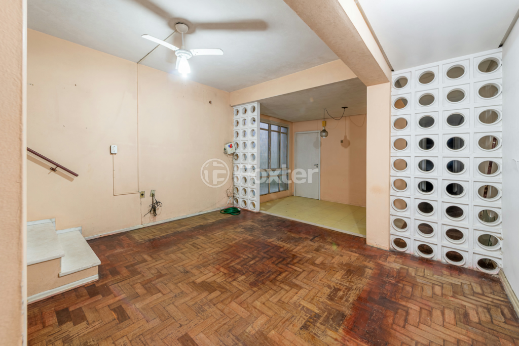 Casa à venda com 8 quartos, 450m² - Foto 6