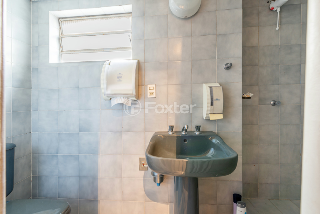 Casa à venda com 8 quartos, 450m² - Foto 18