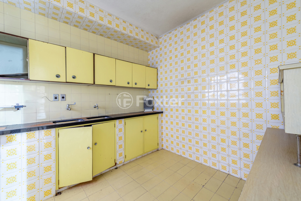 Casa à venda com 8 quartos, 450m² - Foto 21