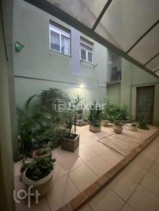 Apartamento à venda com 1 quarto, 36m² - Foto 2