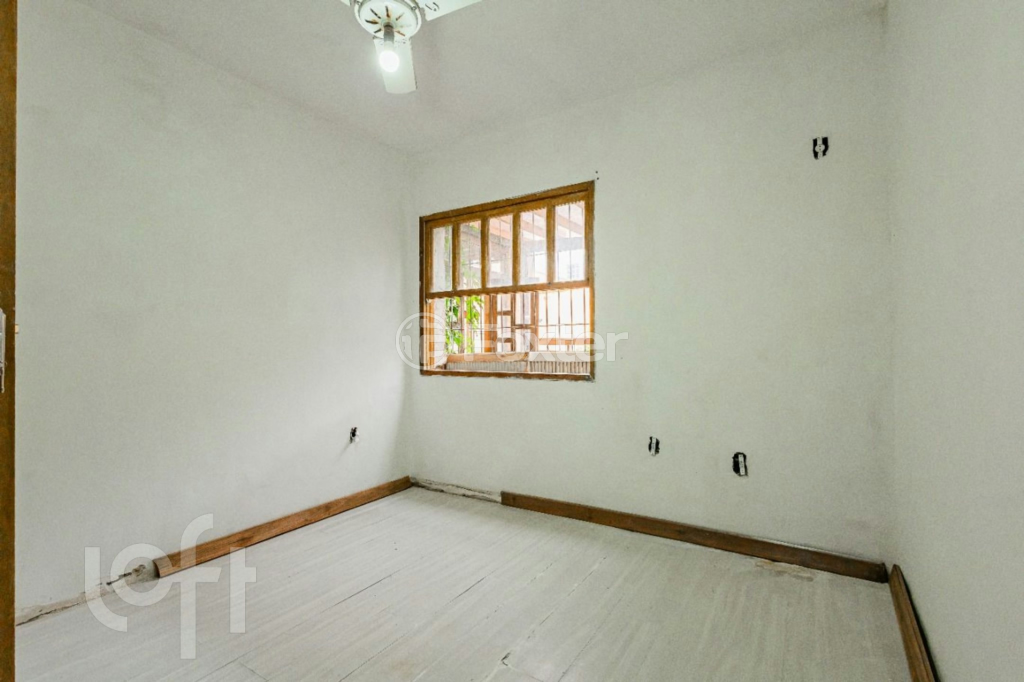 Casa à venda com 4 quartos, 212m² - Foto 11