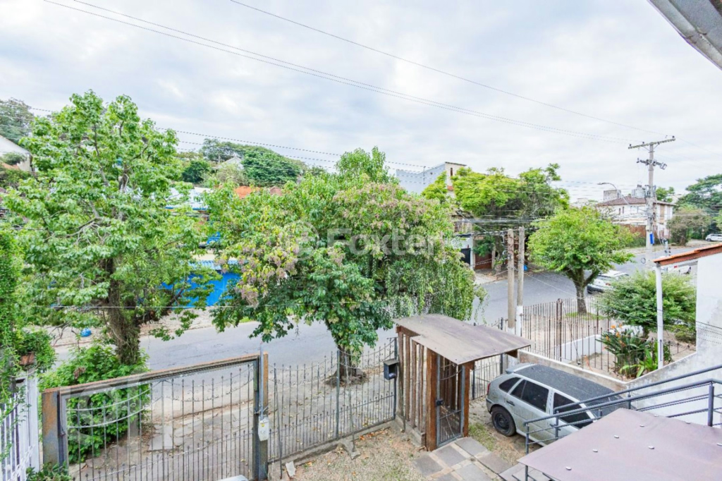 Casa à venda com 4 quartos, 212m² - Foto 5