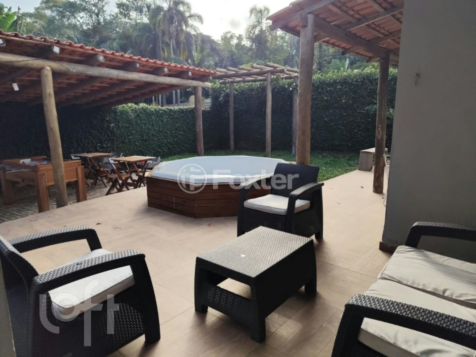 Casa à venda com 3 quartos, 300m² - Foto 22