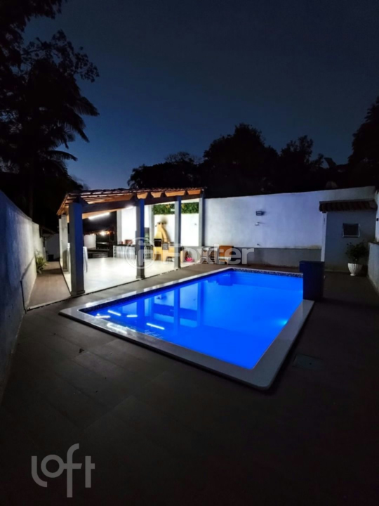 Casa à venda com 3 quartos, 300m² - Foto 33