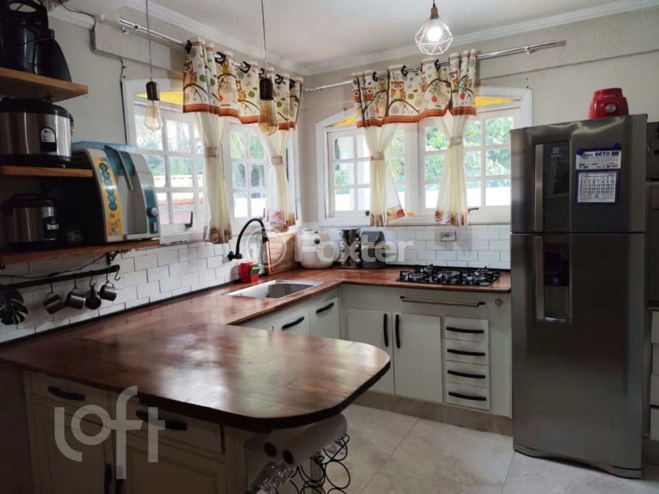 Casa à venda com 3 quartos, 300m² - Foto 6