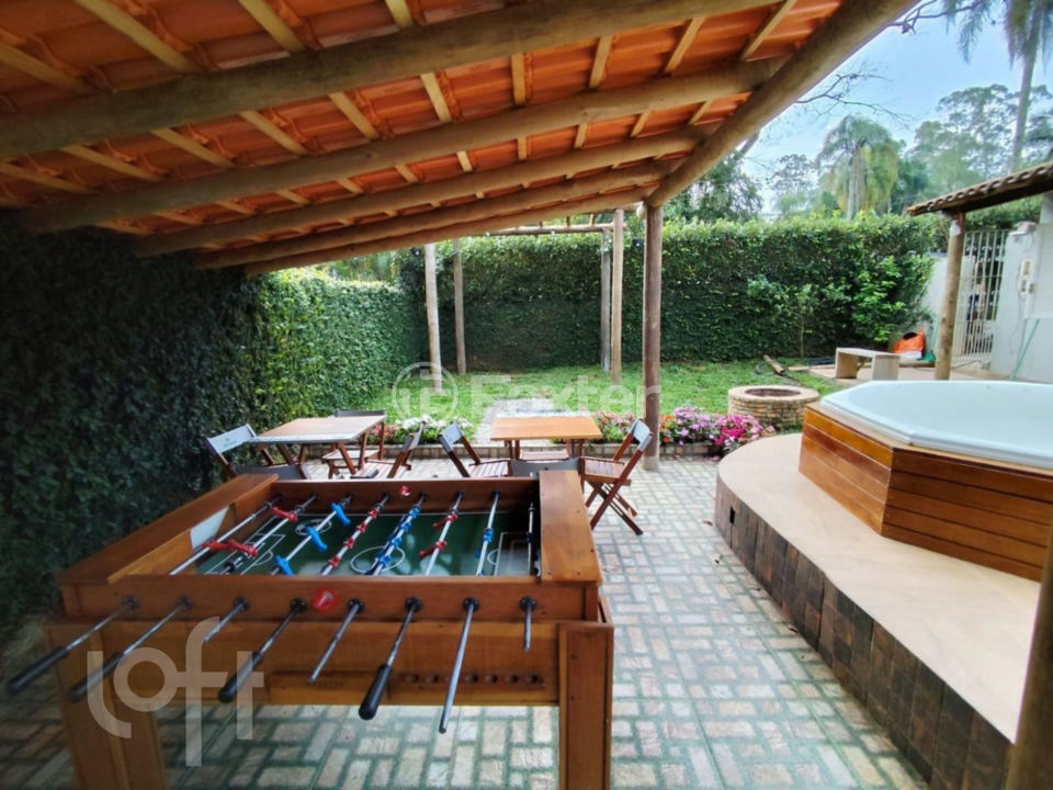 Casa à venda com 3 quartos, 300m² - Foto 26