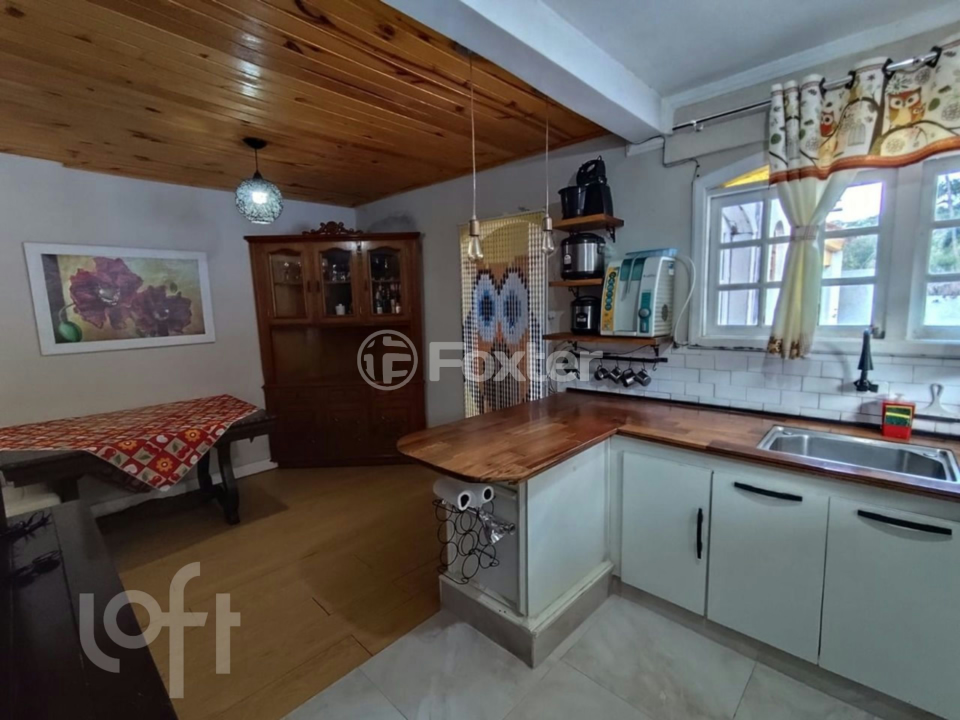 Casa à venda com 3 quartos, 300m² - Foto 8