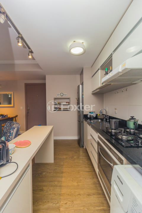 Apartamento à venda com 2 quartos, 60m² - Foto 15