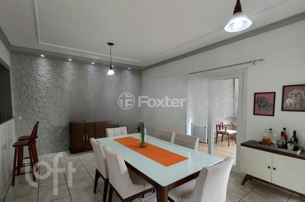 Casa à venda com 3 quartos, 280m² - Foto 1
