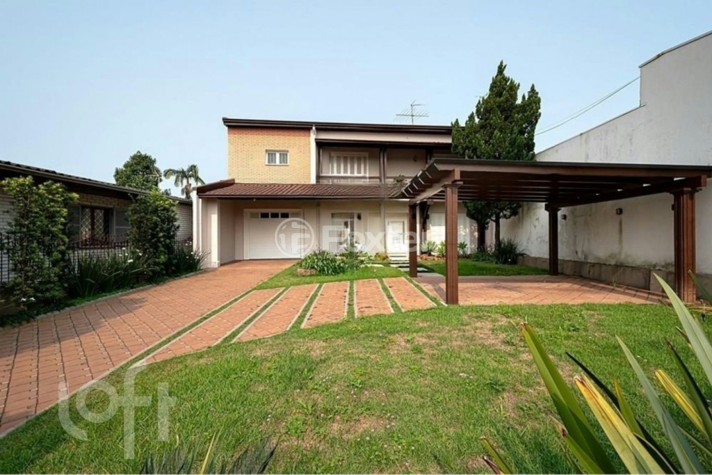Casa à venda com 5 quartos, 304m² - Foto 17